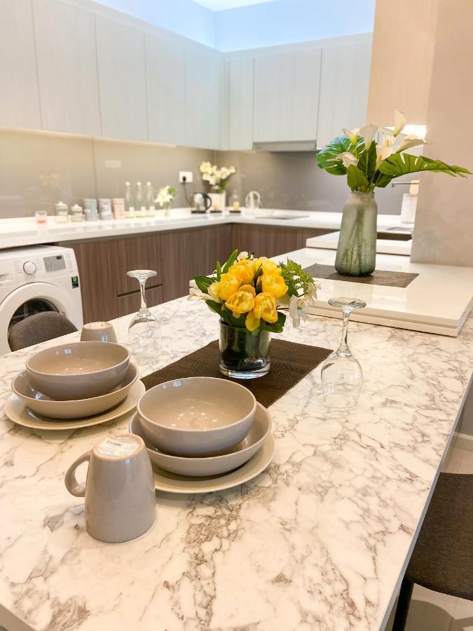Suasana Residence By Nest Home Johor Bahru Kültér fotó